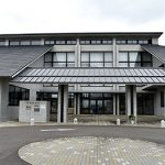 新富町総合交流センター「きらり」正面